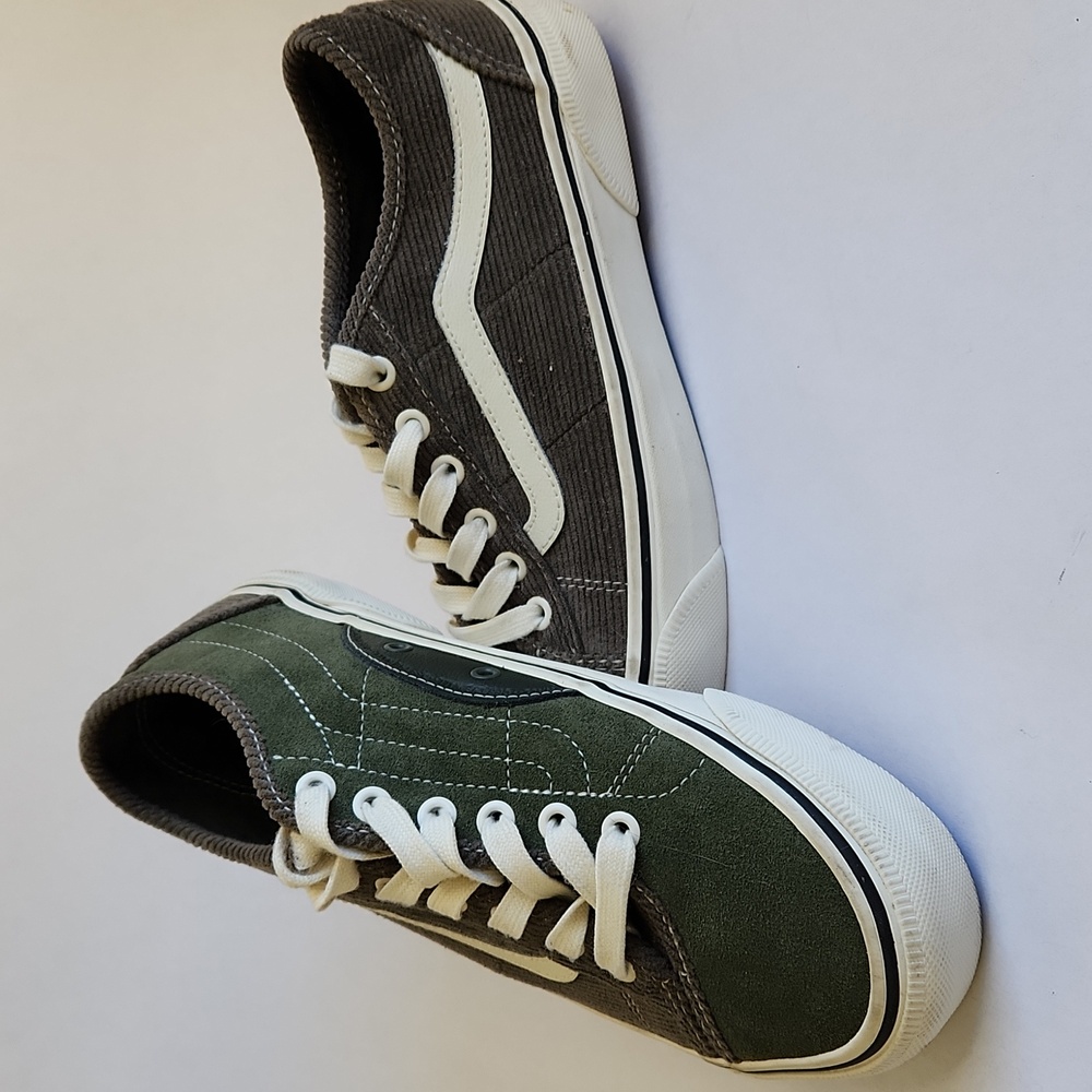 Vans Old Skool 36 DX in corduroy and suede - men's 6.5 women's 8, like new!